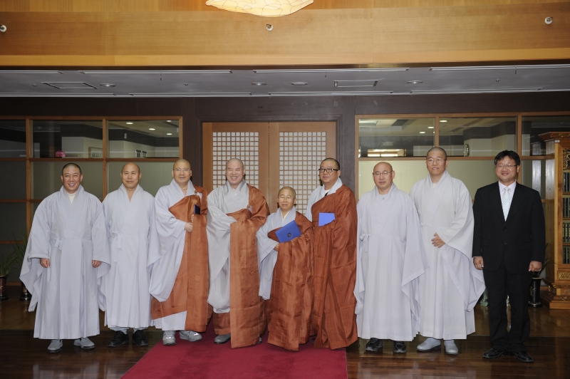 2010.11.23_특보단체사진