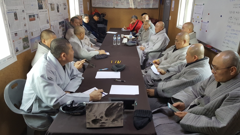 [상월선원 천막결사] 스님 회의